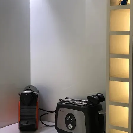 Luxury Sea View Bulldog Place شقة فارنا