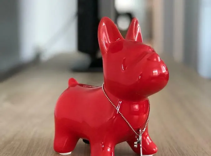 Апартамент Luxury Sea View Bulldog Place