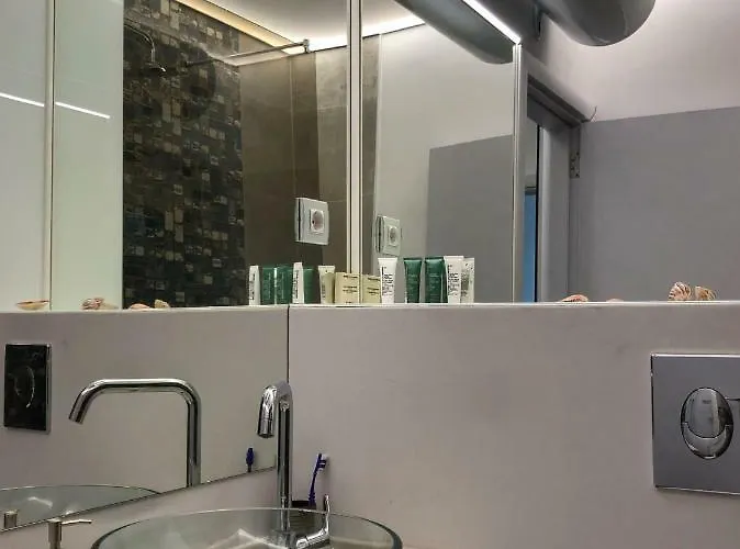 Luxury Sea View Bulldog Place Апартамент Варна