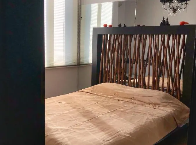 Апартамент Luxury Sea View Bulldog Place Варна