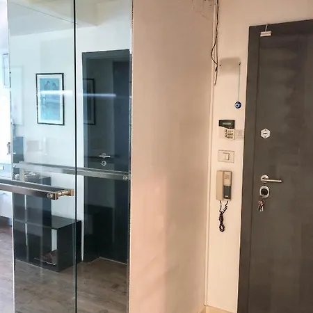 Apartment Luxury Sea View Bulldog Place Warna