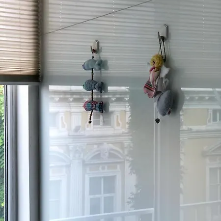 Luxury Sea View Bulldog Place Apartment