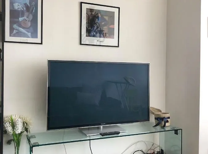 Luxury Sea View Bulldog Place Apartment *