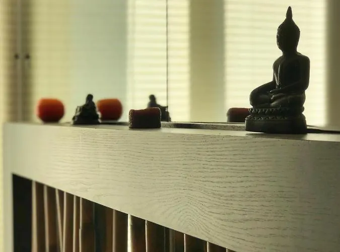 Apartment Luxury Sea View Bulldog Place *